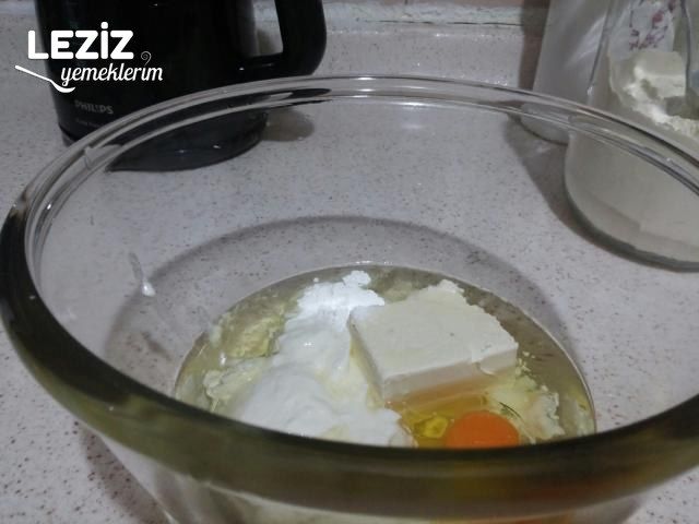 Mayasız Sodalı Poğaça (Lezzetinden Çatlayan)