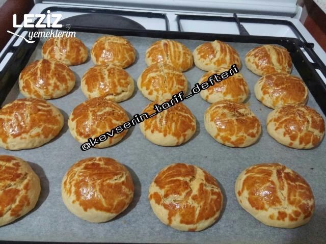 Mayasız Sodalı Poğaça (Lezzetinden Çatlayan)