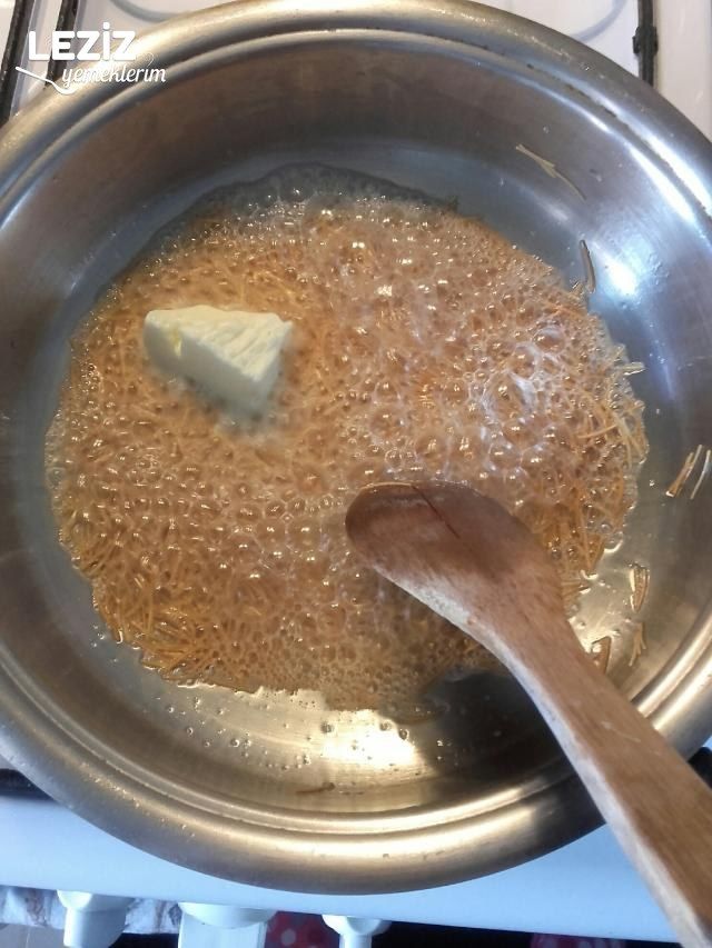 Tereyağlı Tel Şehriyeli Pirinç Pilavı Tarifi