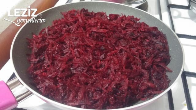 Yoğurtlu Nefis Kırmızı Pancar Salatası