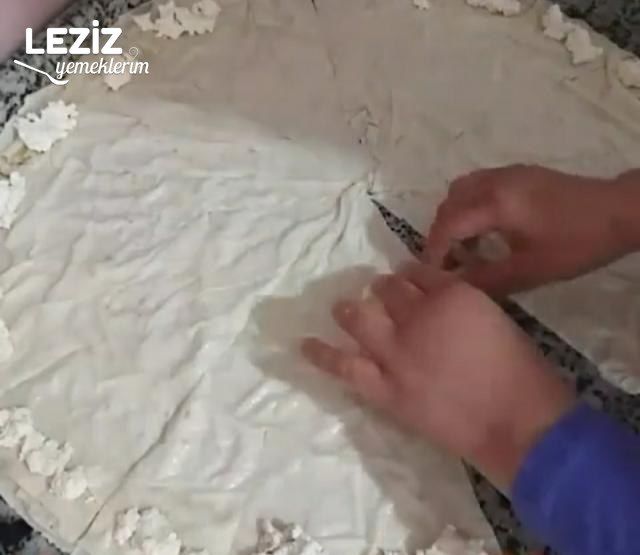 Kruvasan Börek