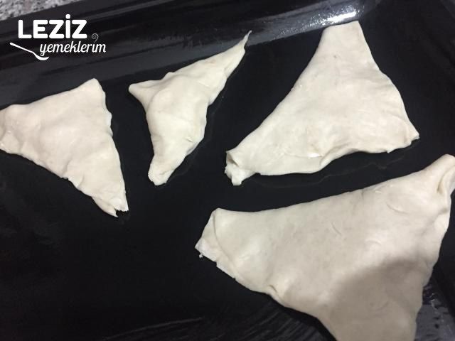 Çıtır Peynirli  Milföy Böreği