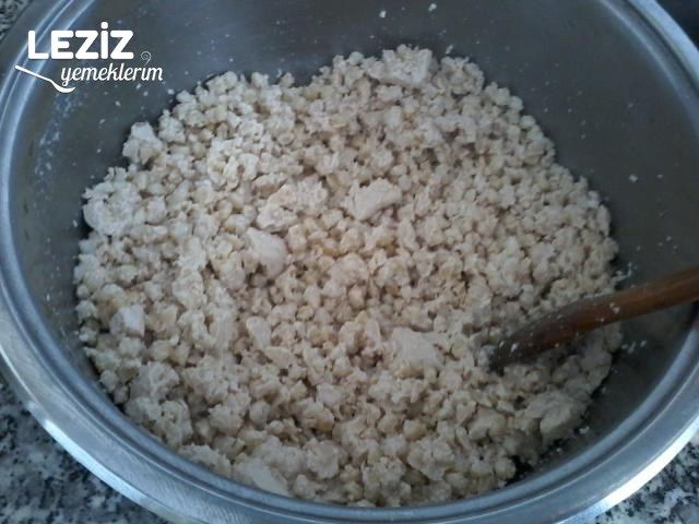 Tarhana Börek Harcı (Derin Dondurucu İçin)