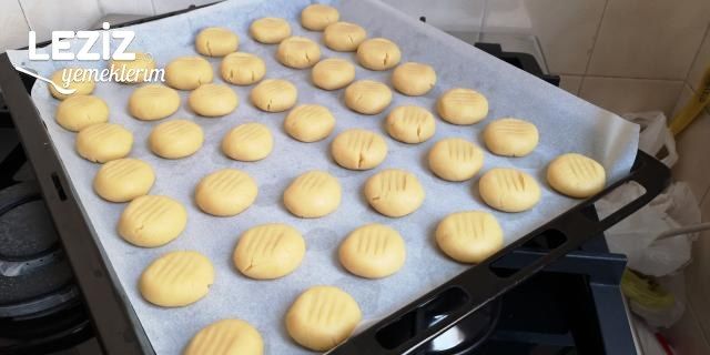 Marmelatlı Pastane Kurabiyesi