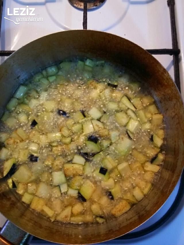 Şakşuka (Patlıcanın En Güzel Hali)