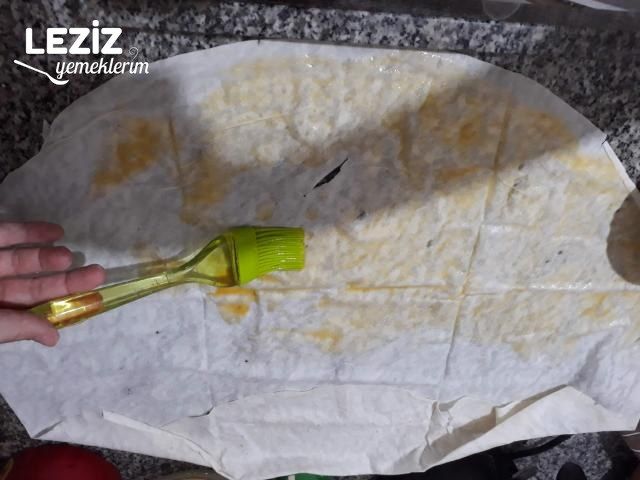 1 Yufkayla 5 Dakikada Pişi Nasıl Hazırlanır?