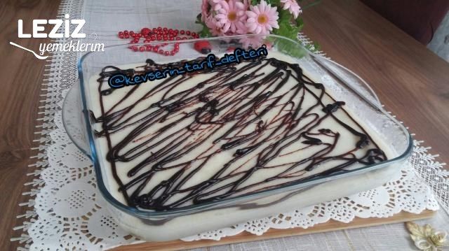 Bisküvili Sütlü İrmik Tatlısı