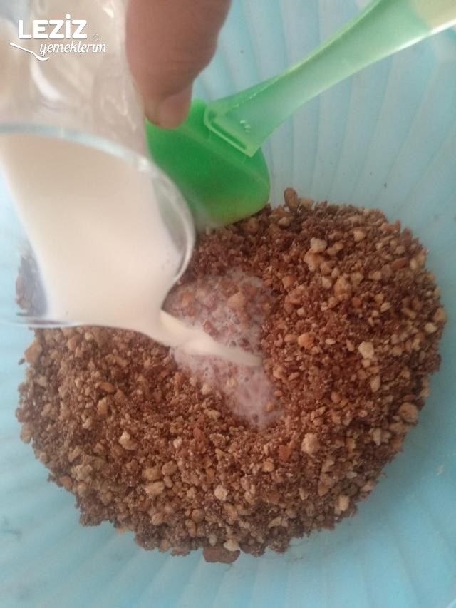 Bisküvili Rulo Pasta Yapılışı