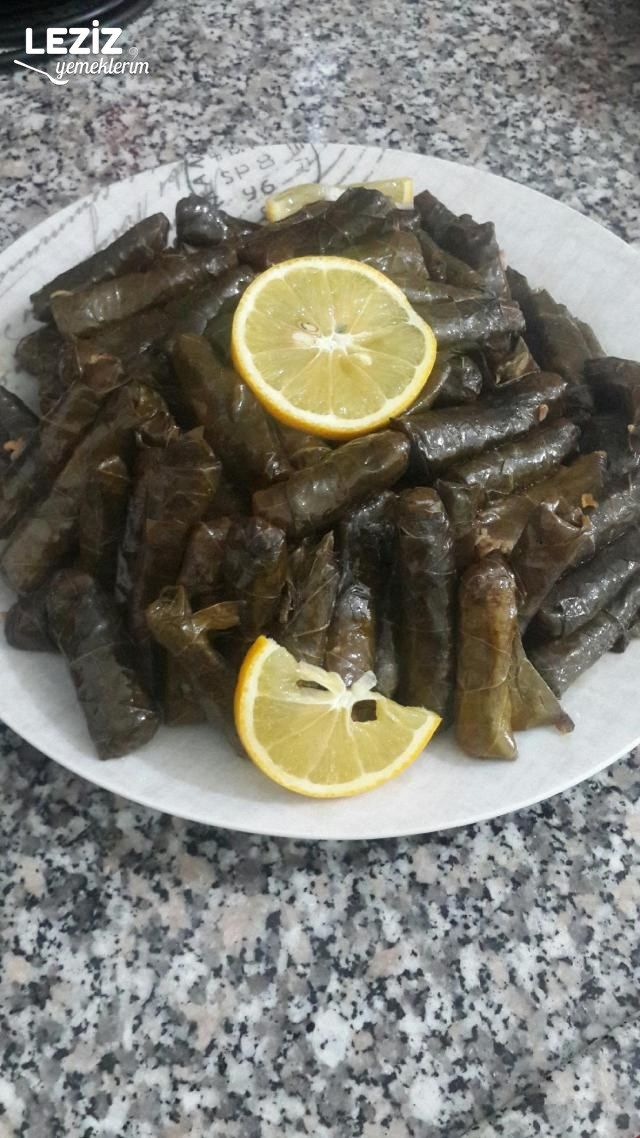 Yaprak Sarması (Bulgurlu, Pirinçli)