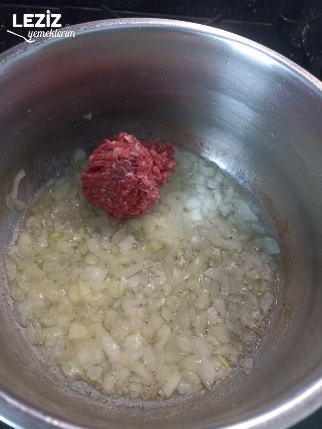 Kıymalı Nohut Nasıl Yapılır