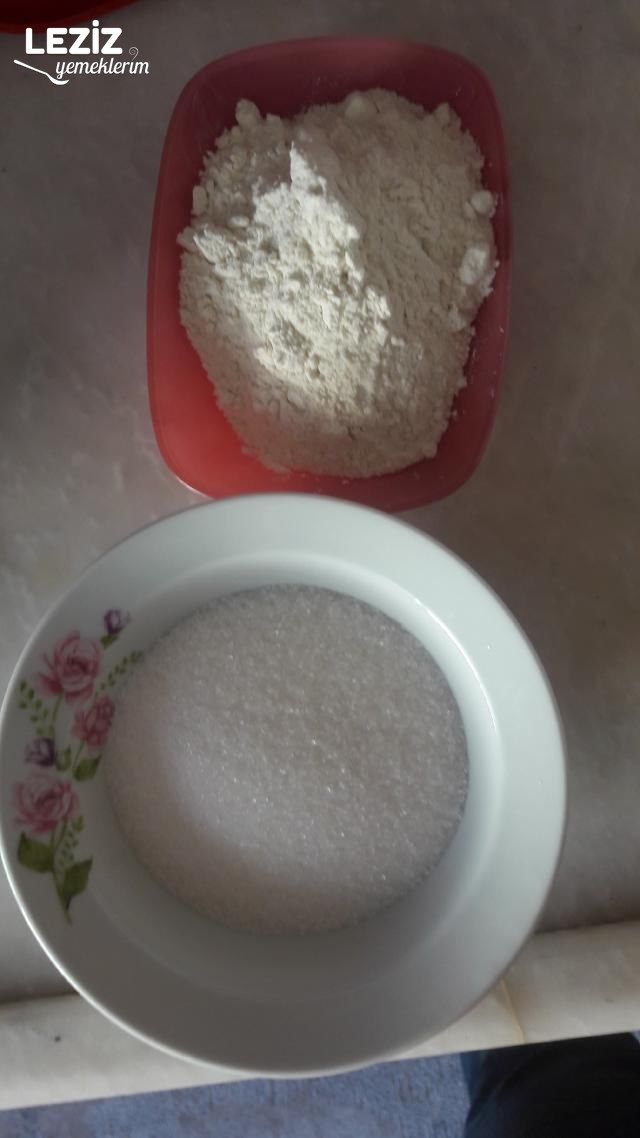 Haşhaşlı Çikolatalı Revani