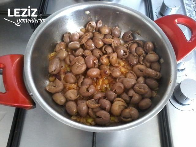 Muhteşem Zeytinli Yumurta