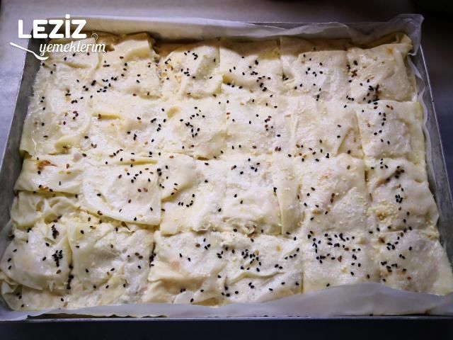 Sodalı Kıymalı Börek