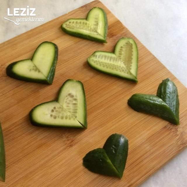 Salatalıktan Kalp Yapımı