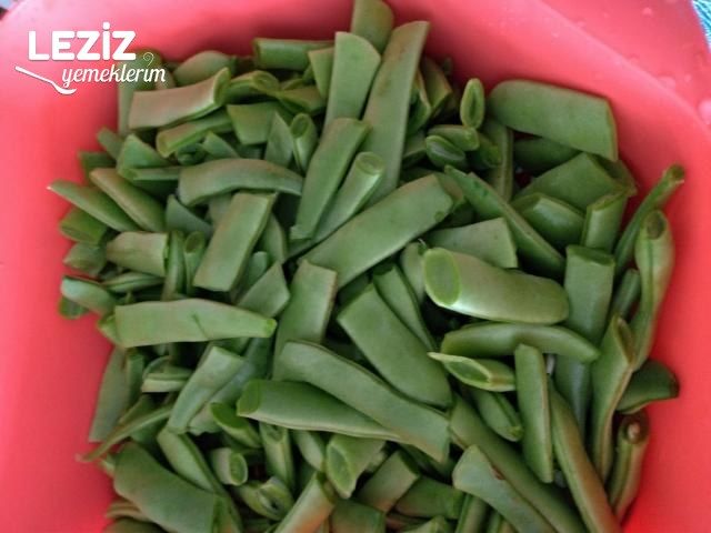 Taze Fasulye Yemeği (Kıymalı)