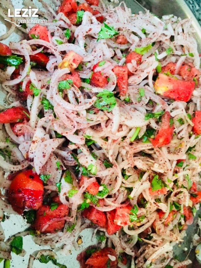 Kebap Salatası