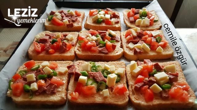 Ekmek Pizzaları