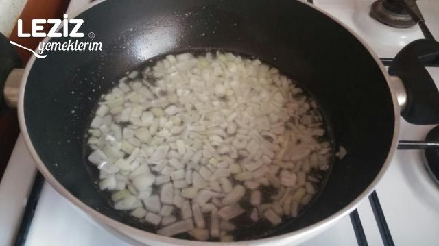 Enfes Kıymalı Kabak Yemeği