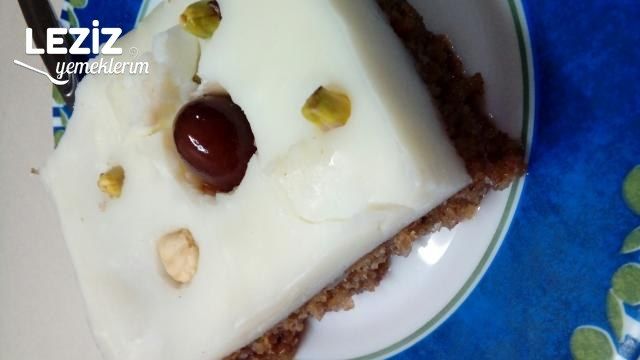 Dedenin Harika Kıbrıs Tatlısı (Sakın Parmaklarınızı Yemeyin)