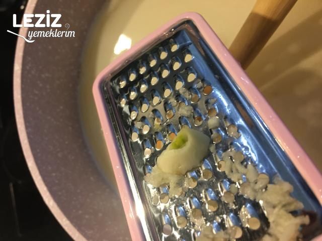 Meyaneli Köfteli Çorba