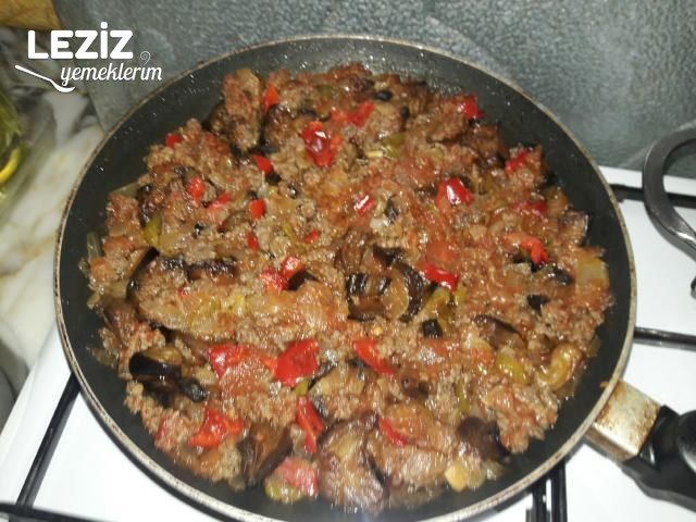 Enfes Patlıcan Yemeği