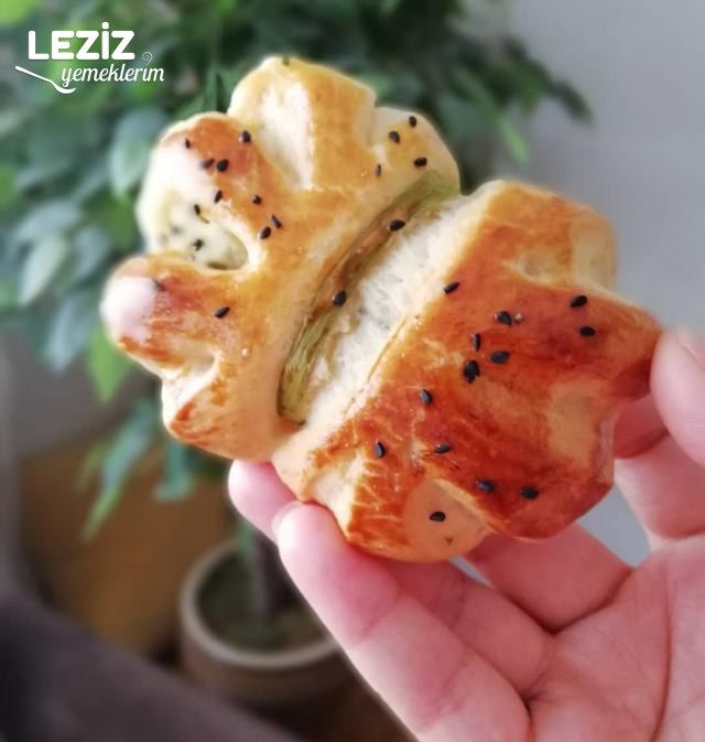 Çiçek Poğaça (Çok Pratik)