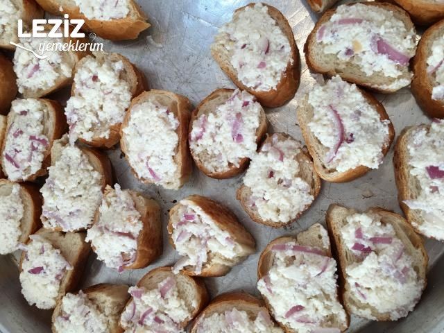 Peynirli Kıtır Ekmek