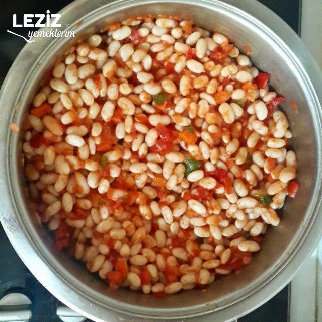 Etsiz Bol Sebzeli Kuru Fasülye (Püf Noktasıyla)