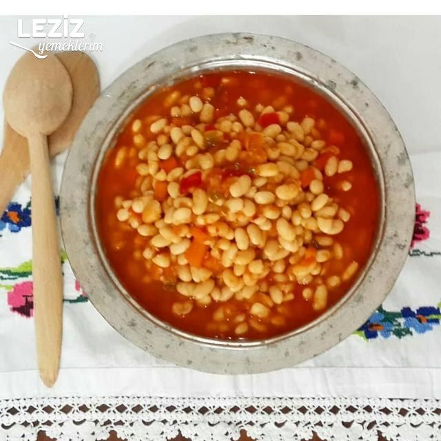 Etsiz Bol Sebzeli Kuru Fasülye (Püf Noktasıyla)