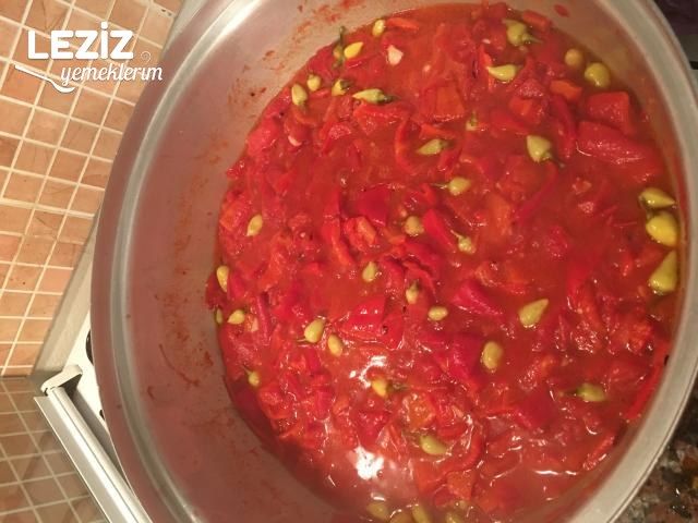 Acı Biber Soslu Turşu