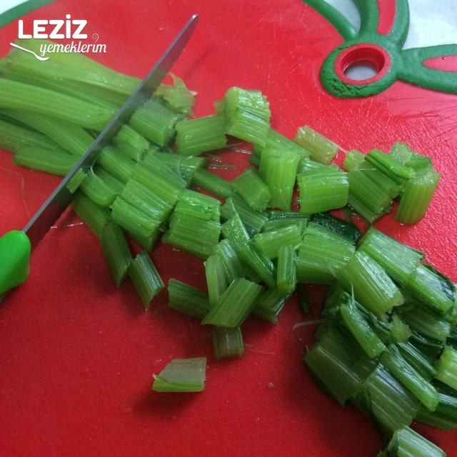 Zeytinyağlı Pazı Sapı