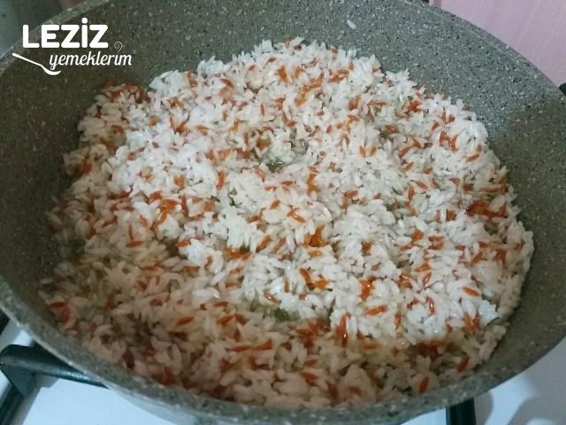 Pirinç Pilavı Tarifi (Tüm Püf Noktaları İle)