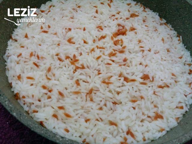 Pirinç Pilavı Tarifi (Tüm Püf Noktaları İle)