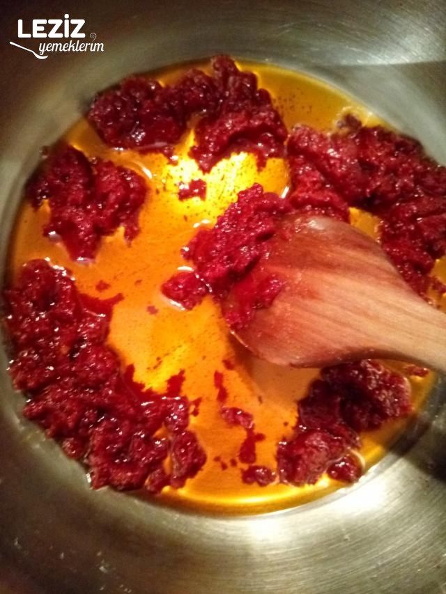 Yeşil Mercimekli Erişte Çorbası Tarifi