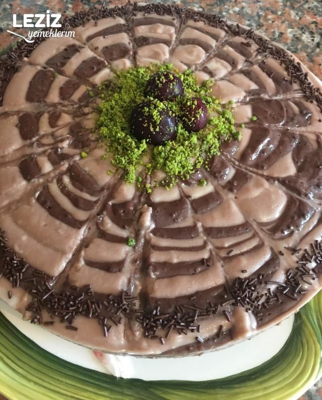 Çikolatalı Çok Hafif Pasta