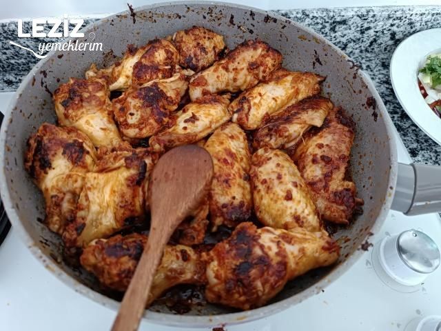 Tavada Tavuk Kanat Tarifi (Izgara Tadında)