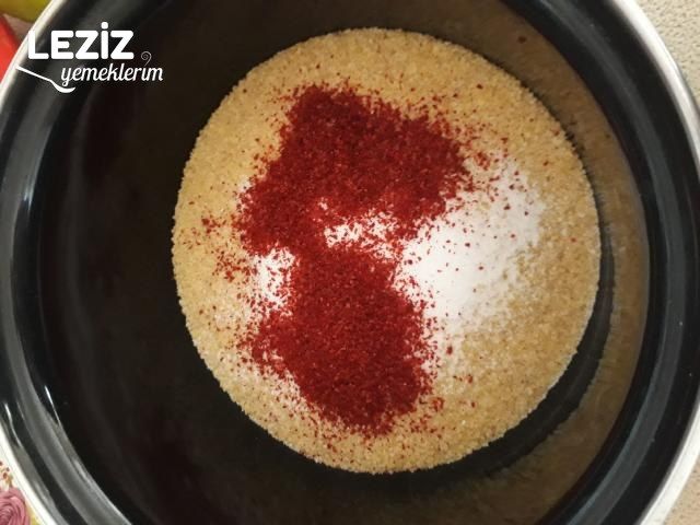 Yoğurtlu Soslu Bulgur Köftesi (Gliko)