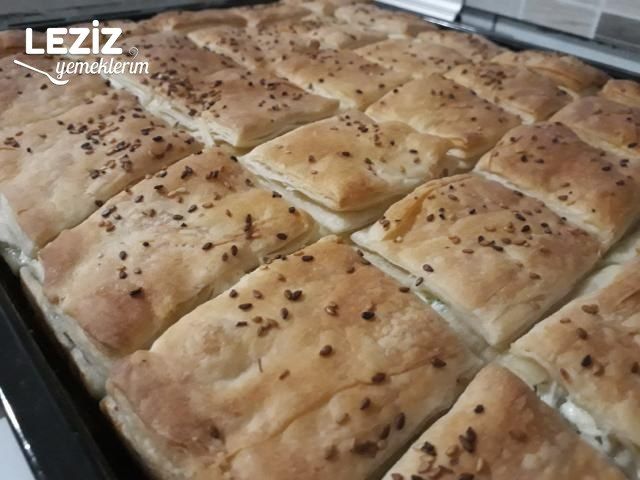 40 Katlı El Açması Börek