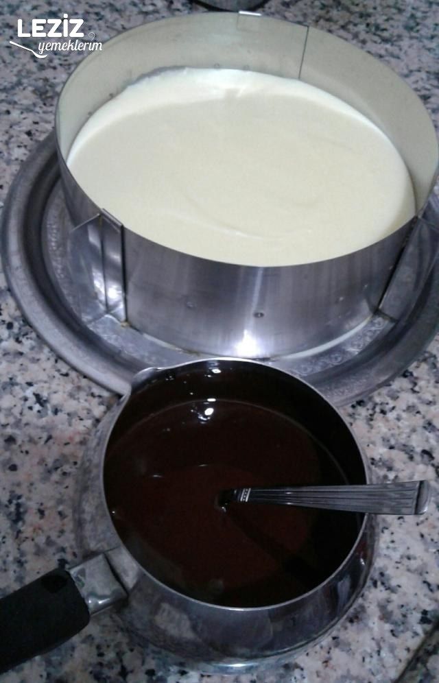 Çikolatalı Sütlü Tatlı Pastası
