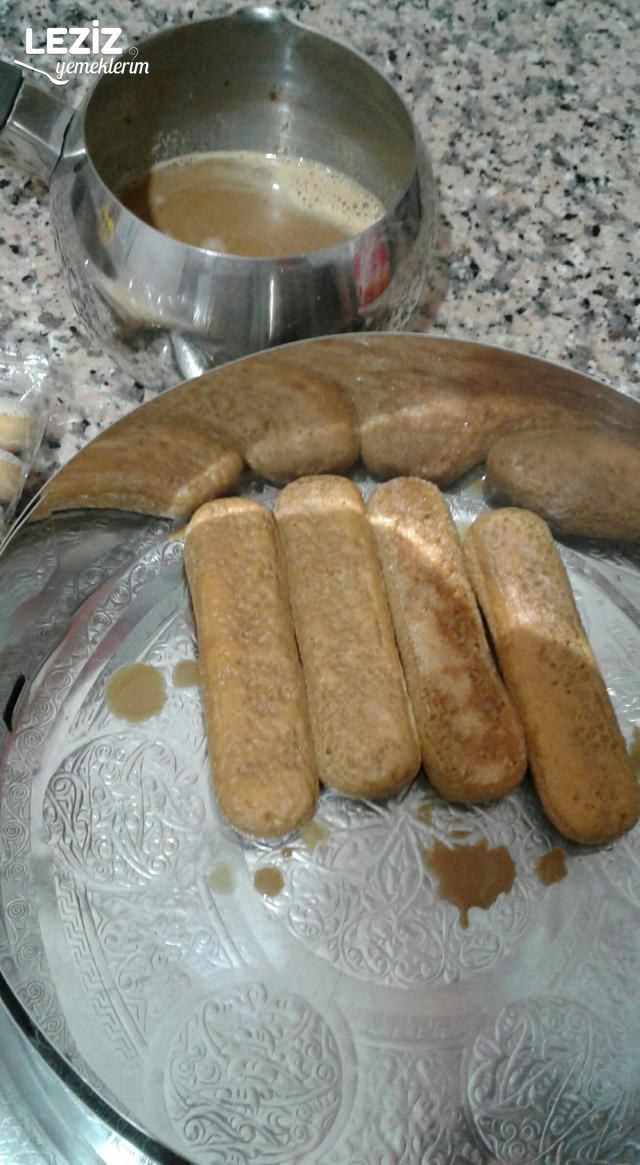 Çikolatalı Sütlü Tatlı Pastası