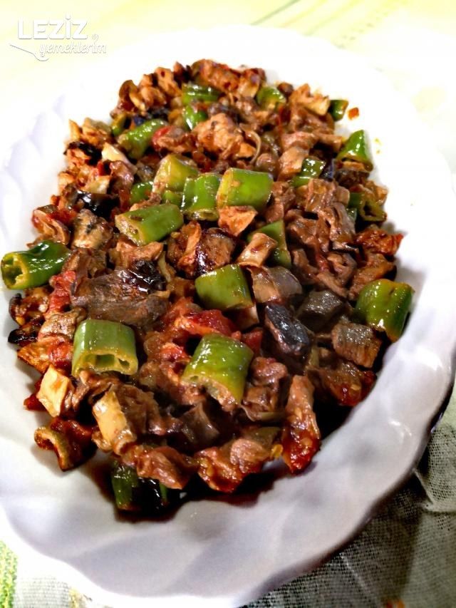 Kuru Patlıcan Salatası