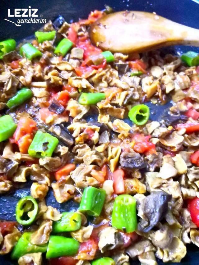 Kuru Patlıcan Salatası