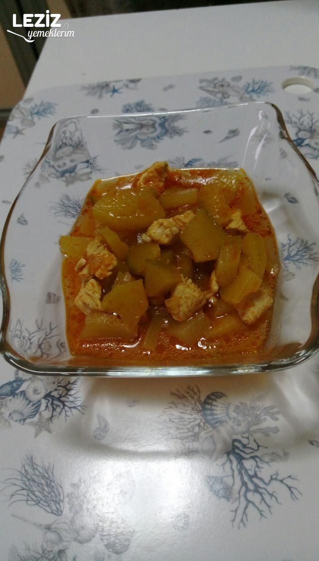 Tavuklu Kabak Yemeği