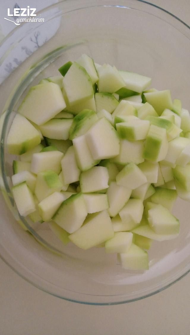 Tavuklu Kabak Yemeği