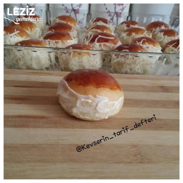 Sakallı (Saçaklı) Puf Puf Poğaçalar