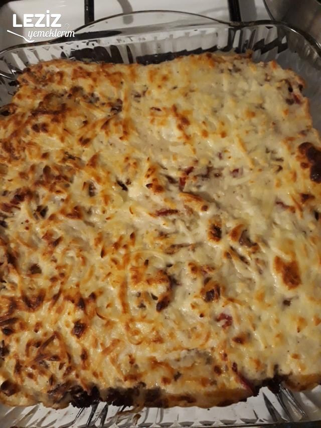 Beşamal Soslu Kıymalı Patates Oturtma