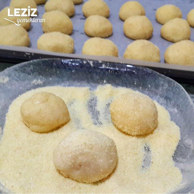 Şerbeti Kaynatılmadan Yapılan Nefis Hira Tatlısı