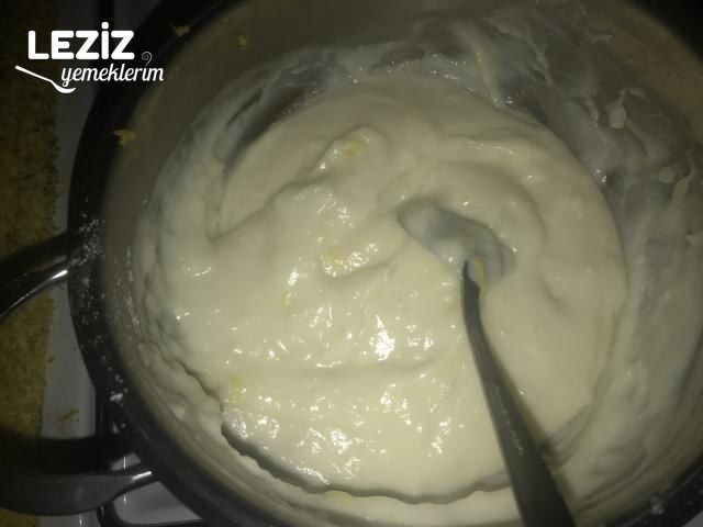 Limonlu Alman Pastası