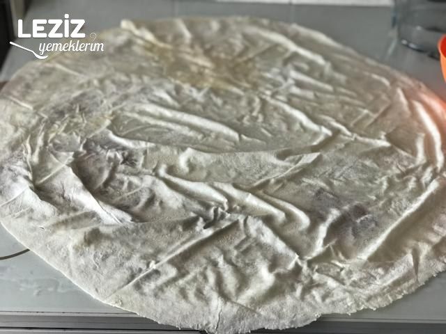 Patatesli Börek Tarifi - Patatesli Börek Nasıl Yapılır?