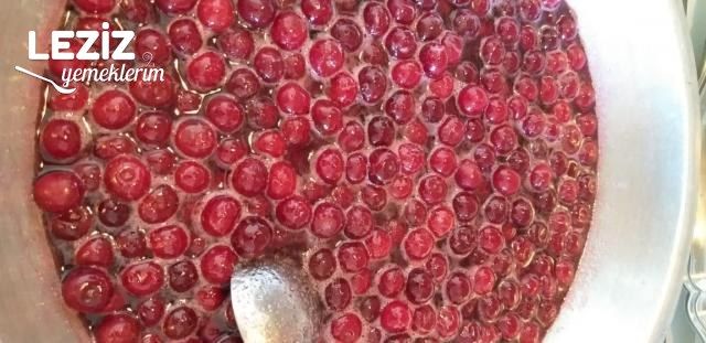 Tam Kıvamında Vişne Reçeli Tarifi